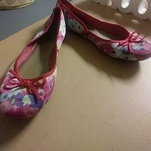 Katie & Kelly pink floral ballerina flats